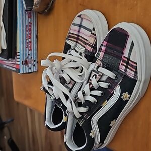 Vans Off The Wall Plaid Daisy Sneakers Size 5.5